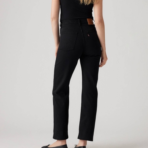 Levi’s Distressed Black Jeans - Picture 1 of 5